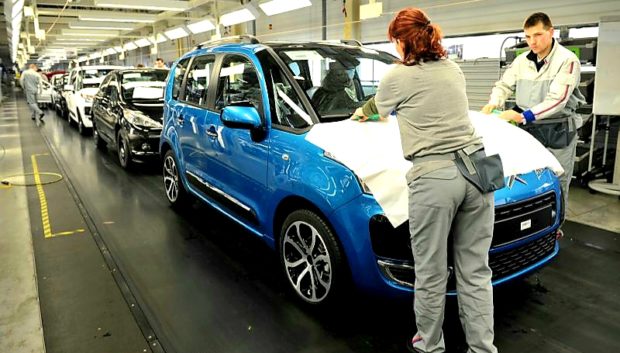 Automobilka Groupe PSA Slovakia začne s obnovovaním výroby