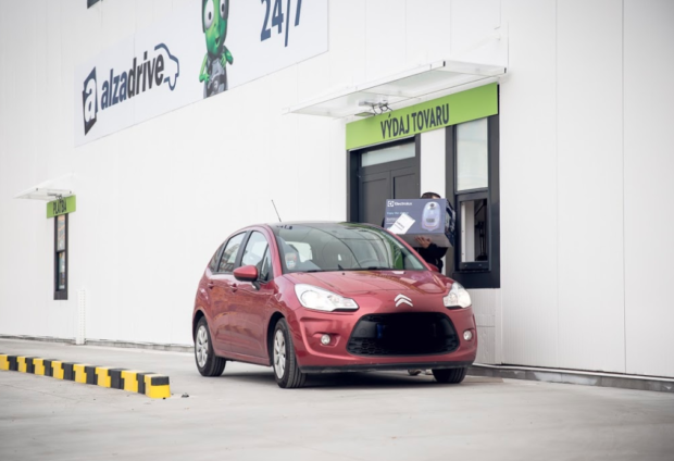 Slováci vlani na e-shopoch minuli takmer o polovicu viac