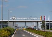 Volkswagen Slovakia riadeným stmievaním šetrí energiu a pomáha biodiverzite