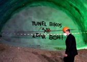 Tunel Bikoš v rámci výstavby R4 je prerazený