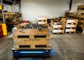 Mobile Industrial Robots a Logitrans spolupracujú pri vývoji autonómneho paletového vozíka