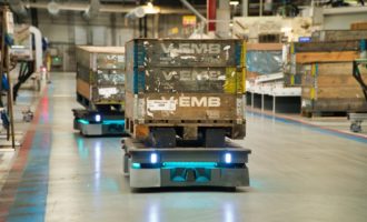 Česká Faurecia zvýšila produktivitu logistiky s flotilou robotov MiR