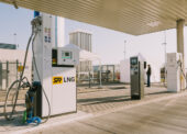 SPP otvoril v Trnave prvú LNG čerpaciu stanicu