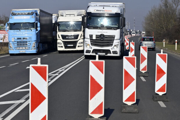 Cestní dopravcovia naprieč Európou tlačia na zmenu dohody s Ukrajinou