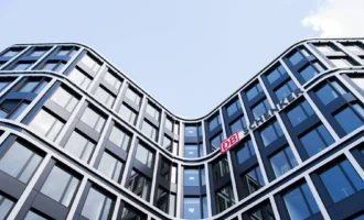 Dozorná rada Deutsche Bahn odsúhlasila predaj dcéry DB Schenker spoločnosti DSV