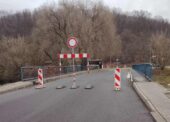 Pre mosty v havarijnom stave smerujú kamióny na obchádzky dlhé desiatky kilometrov
